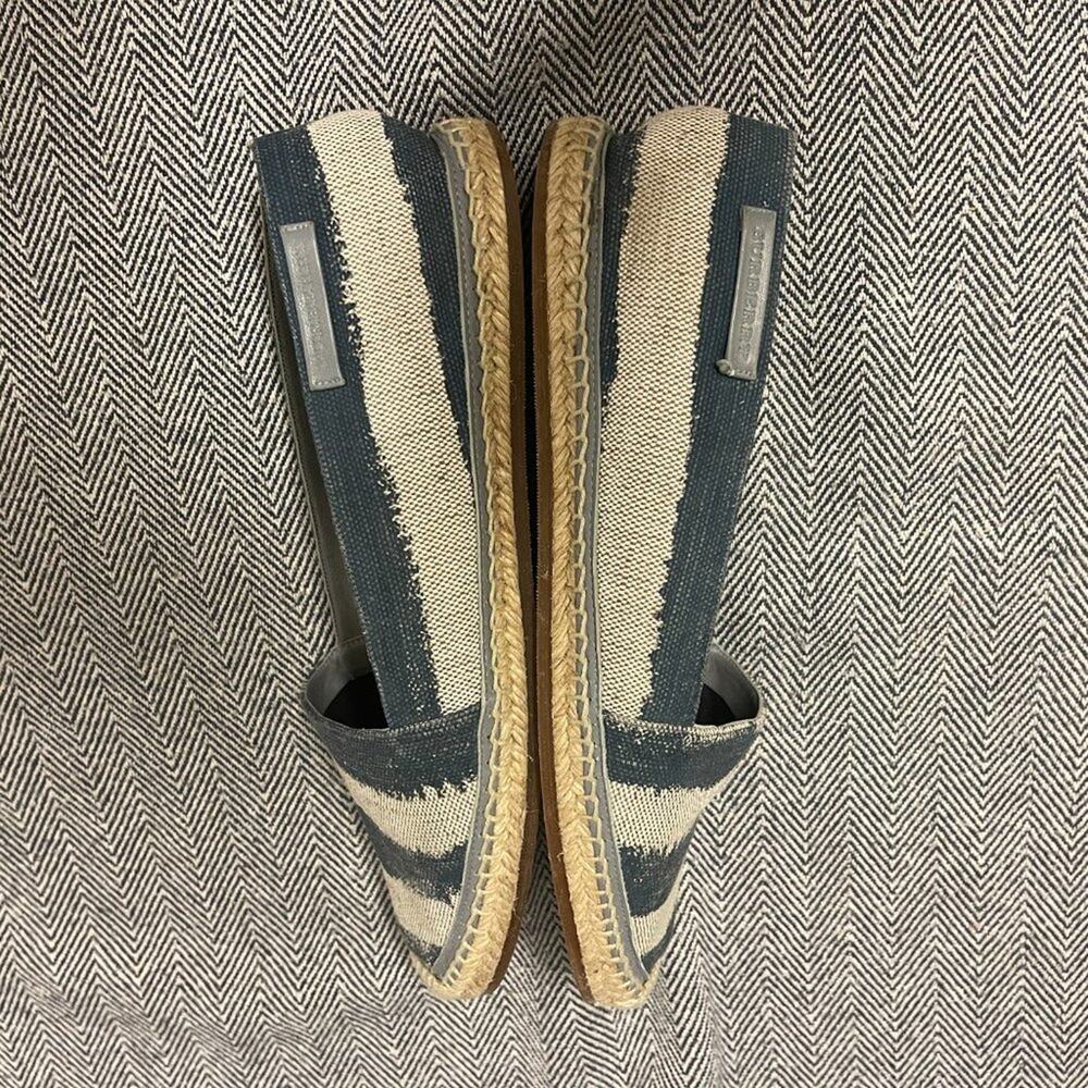 BURBERRY - Hodgeson Resort Capsule Stripe Espadrille Slip-On Flat - Picture 7 of 9
